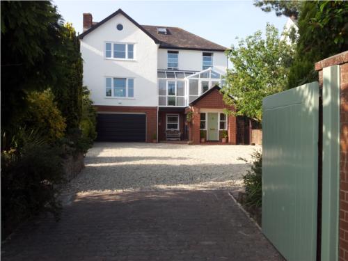 Cranleigh Bed & Breakfast Exeter Cranleigh Bed & Breakfast Exeter